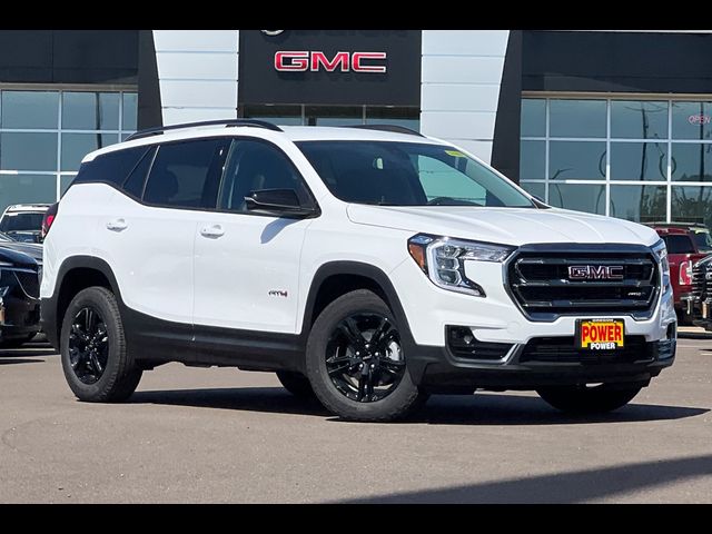 2024 GMC Terrain AT4