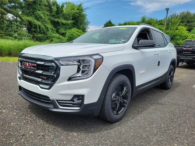 2024 GMC Terrain AT4