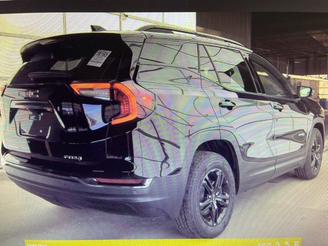 2024 GMC Terrain AT4