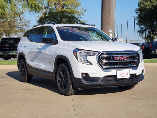 2024 GMC Terrain AT4