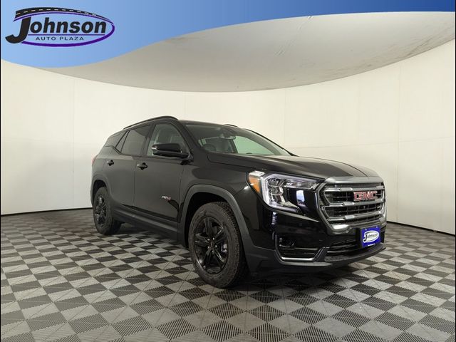 2024 GMC Terrain AT4