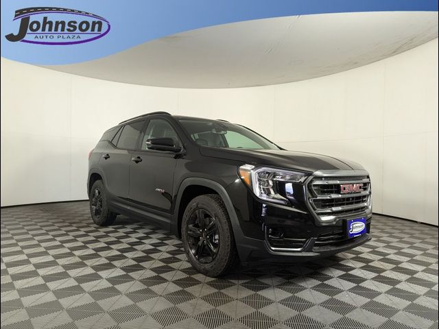 2024 GMC Terrain AT4