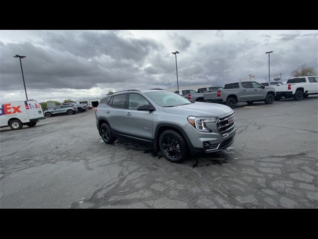 2024 GMC Terrain AT4