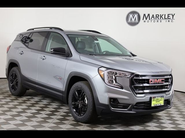 2024 GMC Terrain AT4