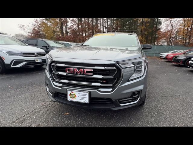 2024 GMC Terrain AT4