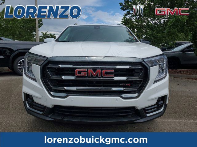 2024 GMC Terrain AT4