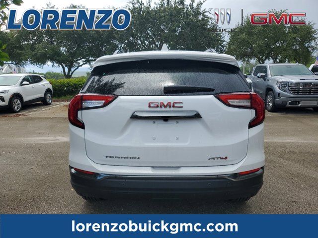 2024 GMC Terrain AT4