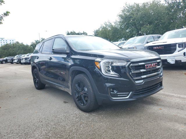 2024 GMC Terrain AT4