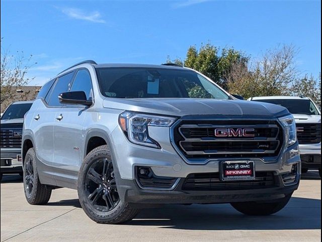 2024 GMC Terrain AT4