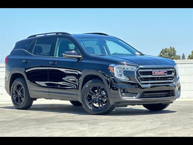 2024 GMC Terrain AT4