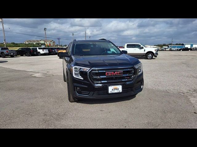 2024 GMC Terrain AT4