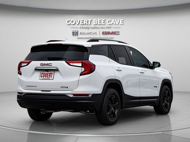 2024 GMC Terrain AT4