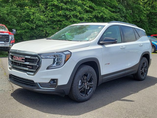 2024 GMC Terrain AT4