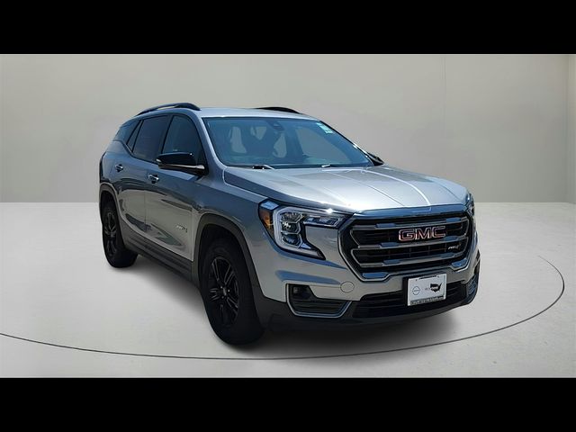 2024 GMC Terrain AT4
