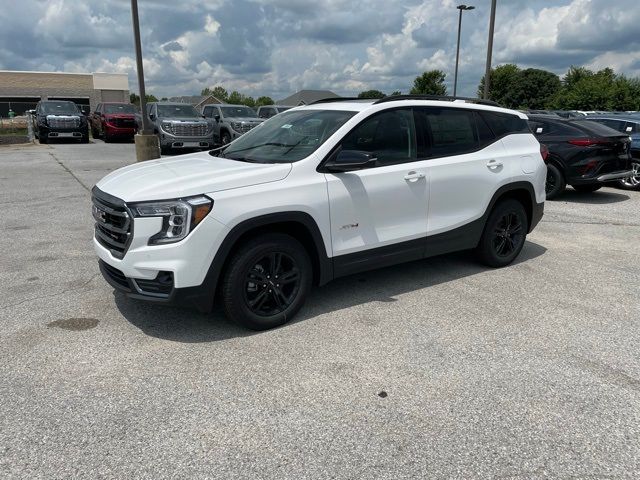 2024 GMC Terrain AT4