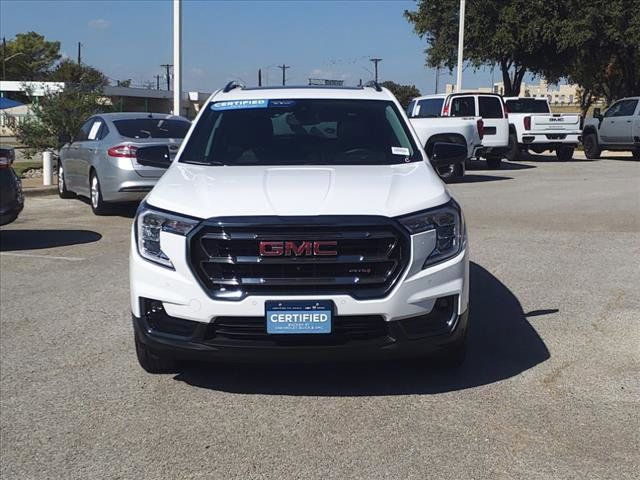 2024 GMC Terrain AT4