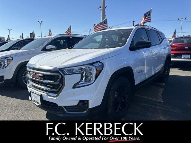 2024 GMC Terrain AT4