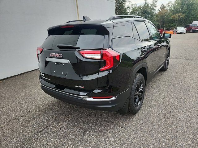 2024 GMC Terrain AT4