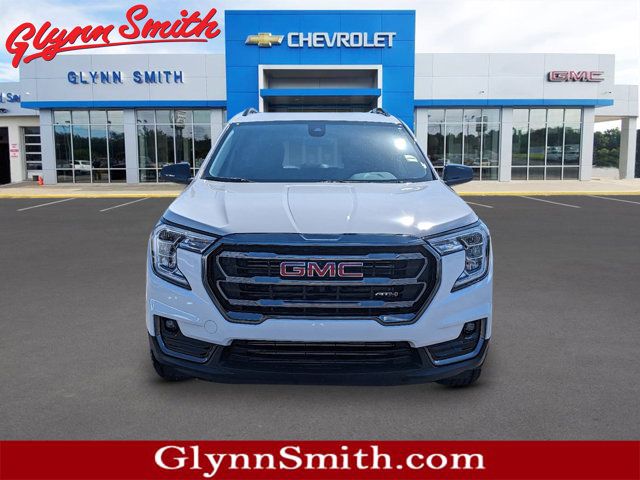 2024 GMC Terrain AT4