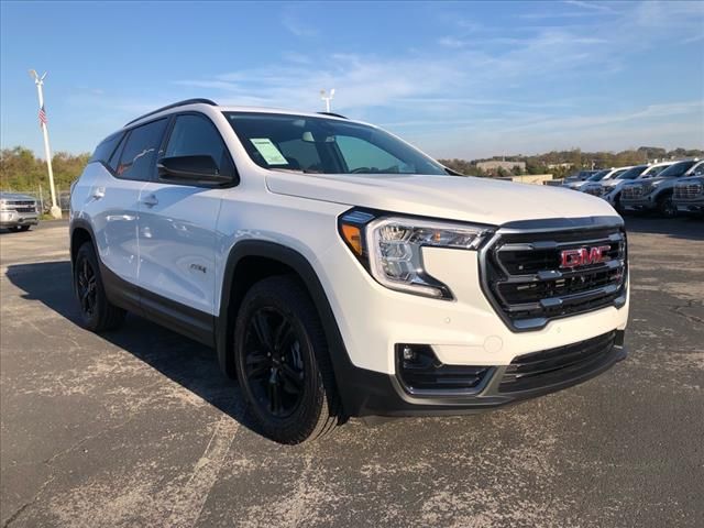 2024 GMC Terrain AT4