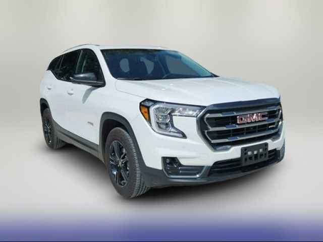 2024 GMC Terrain AT4