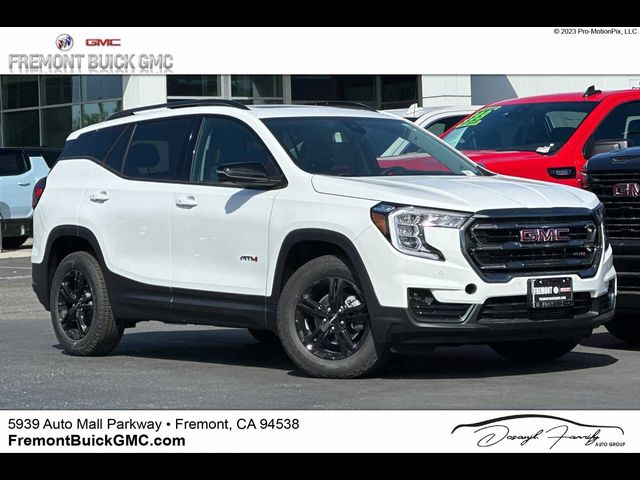 2024 GMC Terrain AT4