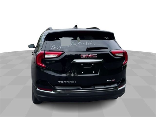 2024 GMC Terrain AT4