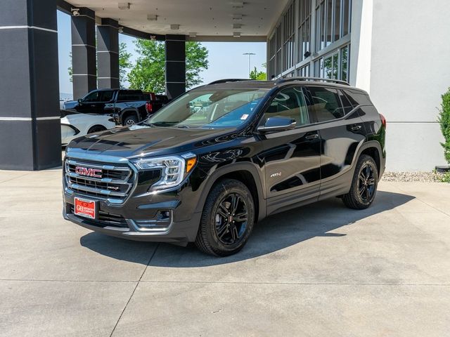 2024 GMC Terrain AT4