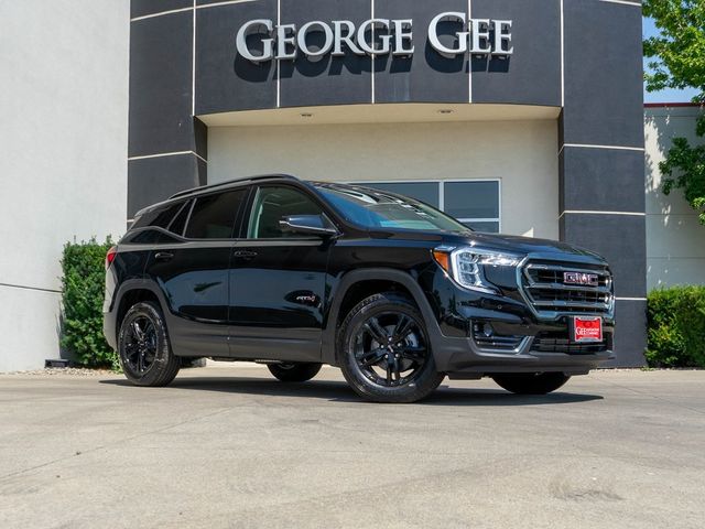 2024 GMC Terrain AT4