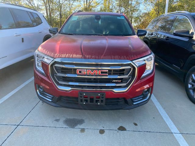 2024 GMC Terrain AT4