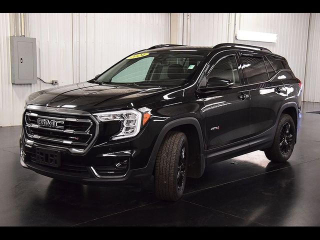 2024 GMC Terrain AT4