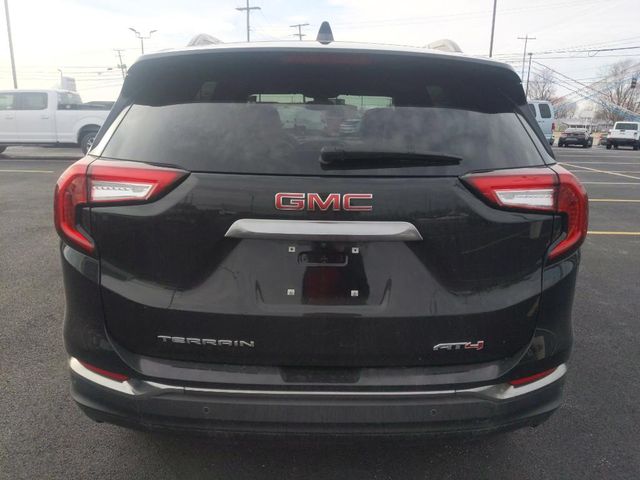 2024 GMC Terrain AT4