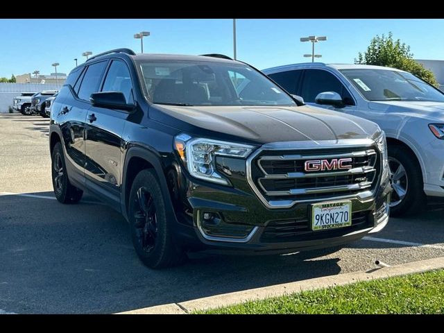 2024 GMC Terrain AT4