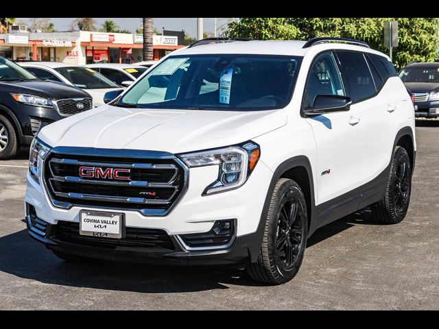 2024 GMC Terrain AT4