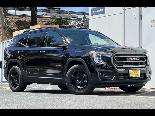 2024 GMC Terrain AT4