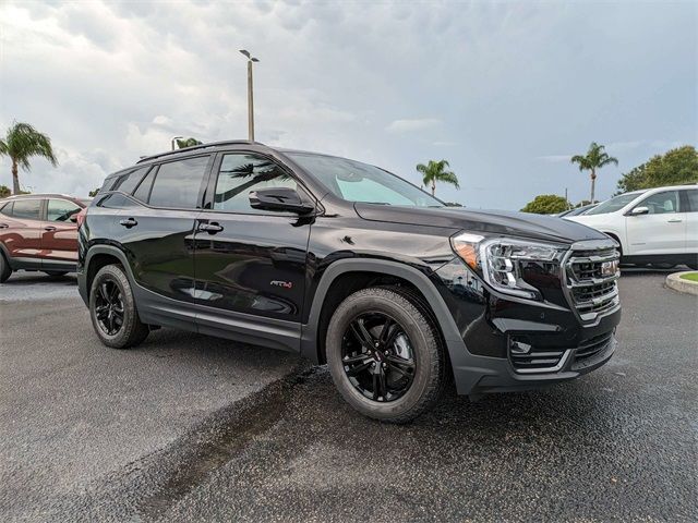 2024 GMC Terrain AT4