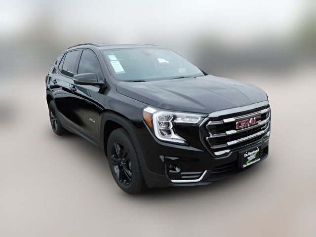 2024 GMC Terrain AT4