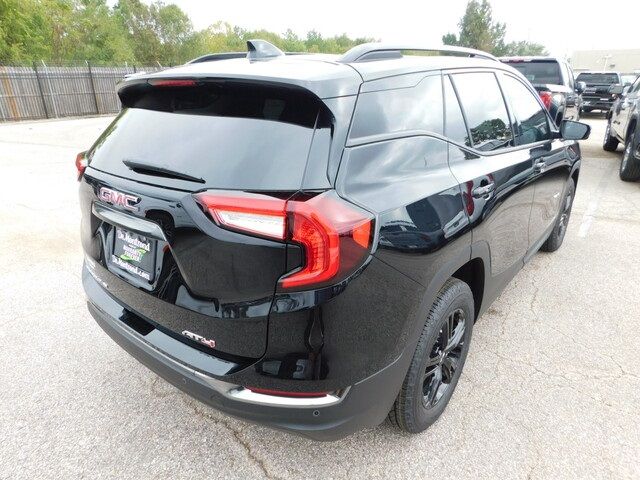 2024 GMC Terrain AT4