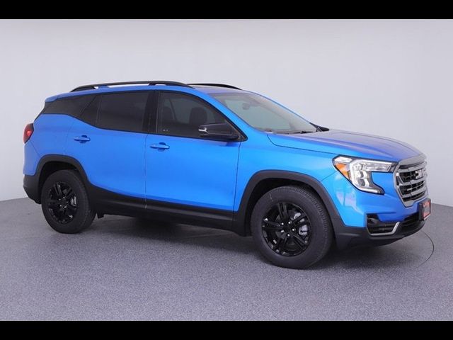 2024 GMC Terrain AT4