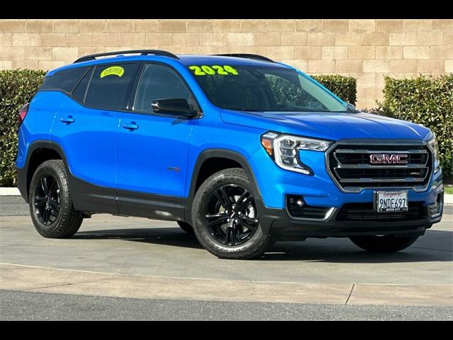 2024 GMC Terrain AT4