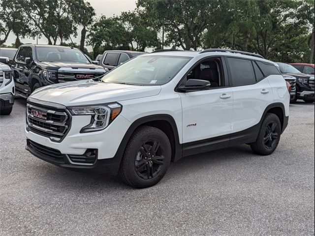 2024 GMC Terrain AT4