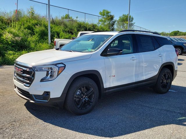 2024 GMC Terrain AT4