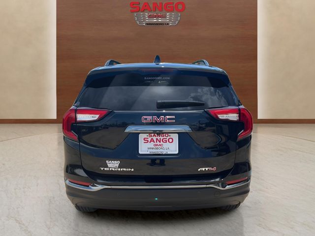 2024 GMC Terrain AT4