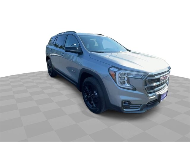 2024 GMC Terrain AT4