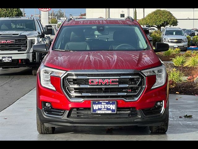 2024 GMC Terrain AT4