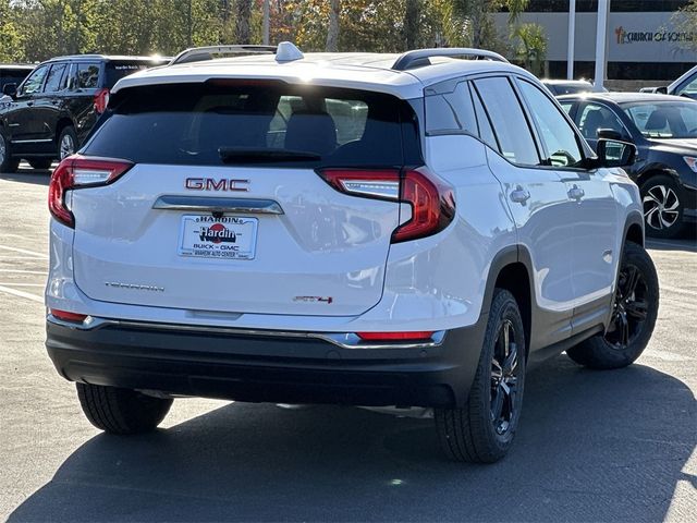 2024 GMC Terrain AT4