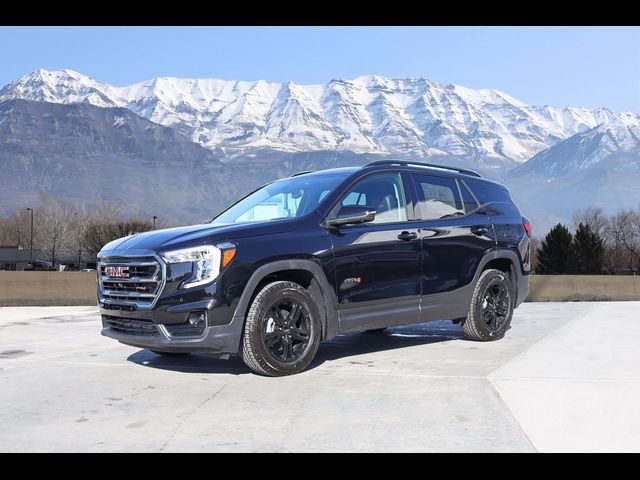 2024 GMC Terrain AT4