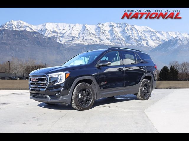 2024 GMC Terrain AT4