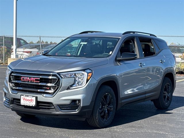 2024 GMC Terrain AT4