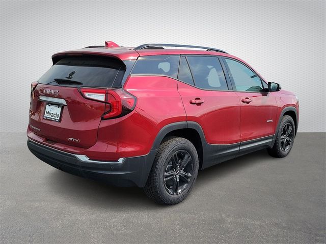 2024 GMC Terrain AT4